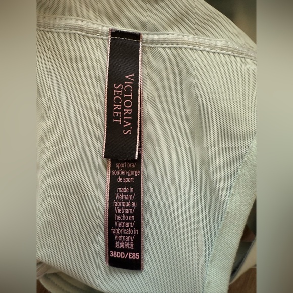 Victoria’s Secret Lightweight Sports Bra Light mint green  Size 38 DD - Picture 3 of 4